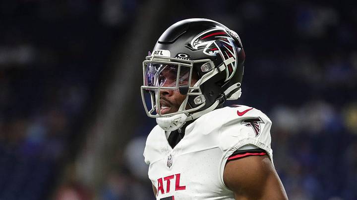 Atlanta Falcons cornerback Jeff Okudah (1) warms up before the Detroit Lions game at Ford Field in Detroit on Sunday, Sept. 24, 2023.