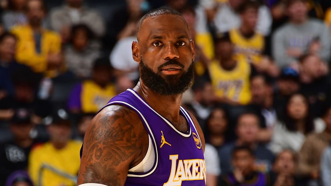 San Antonio Spurs v Los Angeles Lakers:Emirates NBA Cup - Quarterfinals San Antonio Spurs v Los Angeles Lakers:Emirates NBA Cup - Quarterfinals