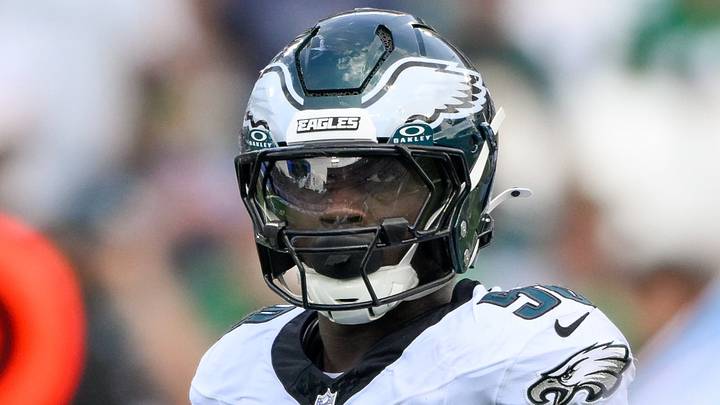Philadelphia Eagles linebacker Jalyx Hunt