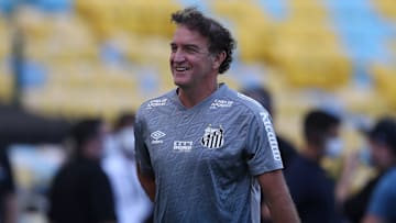 Treinador ocupa o lugar de Vojvoda