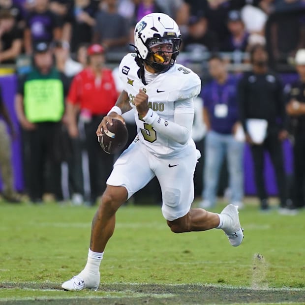 Oct 4, 2025; Fort Worth, Texas, USA; Colorado Buffaloes quarterback Kaidon Salter (3) rolls out against the TCU Horned Frogs 