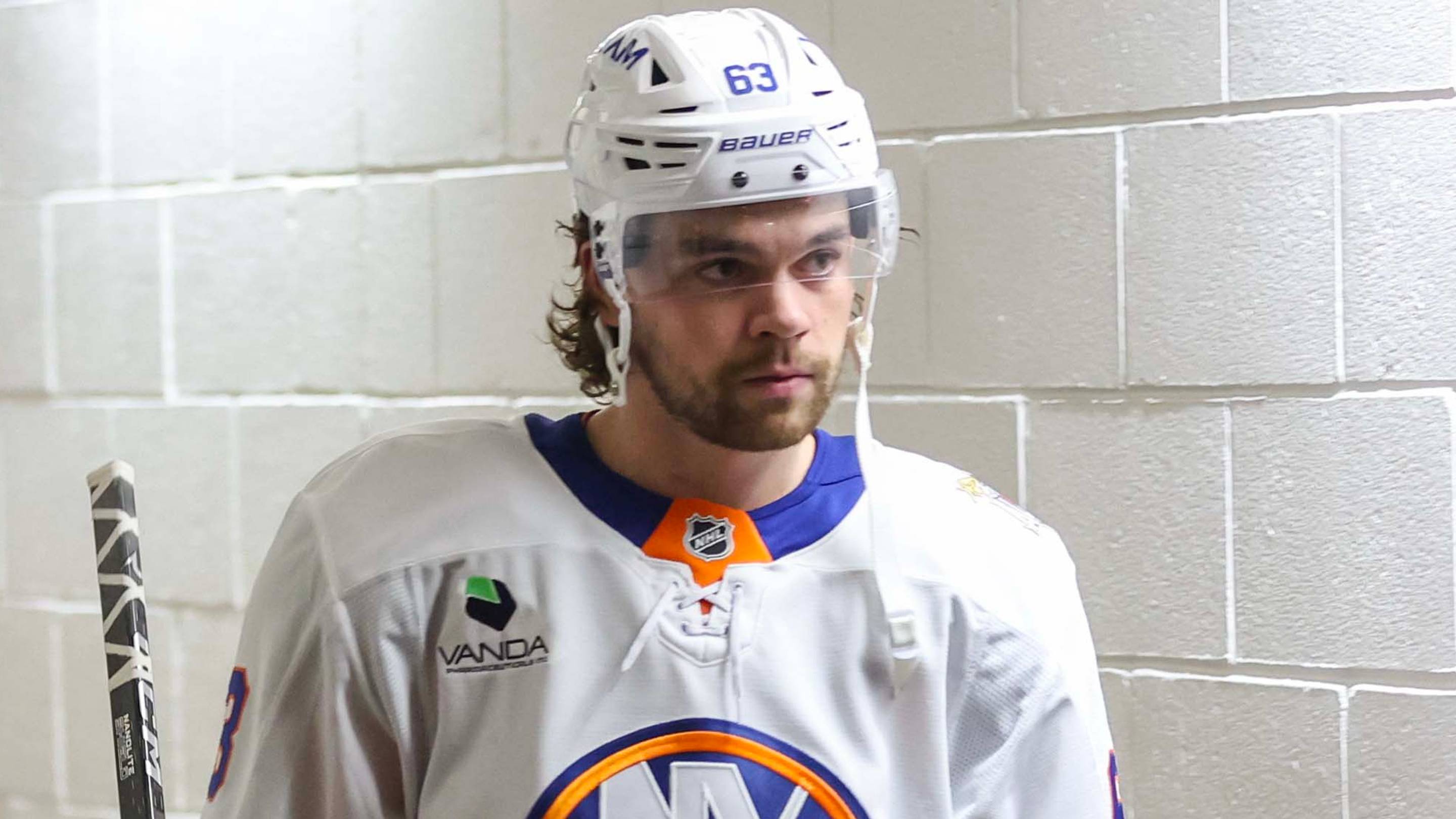 Islanders could be staring at worst-case scenario with Matias Maccelli