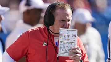 Chiefs' Spagnuolo Hails Chenal's Versatility Ahead of Game