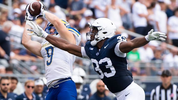 Penn State football defensive end Dani Dennis-Sutton