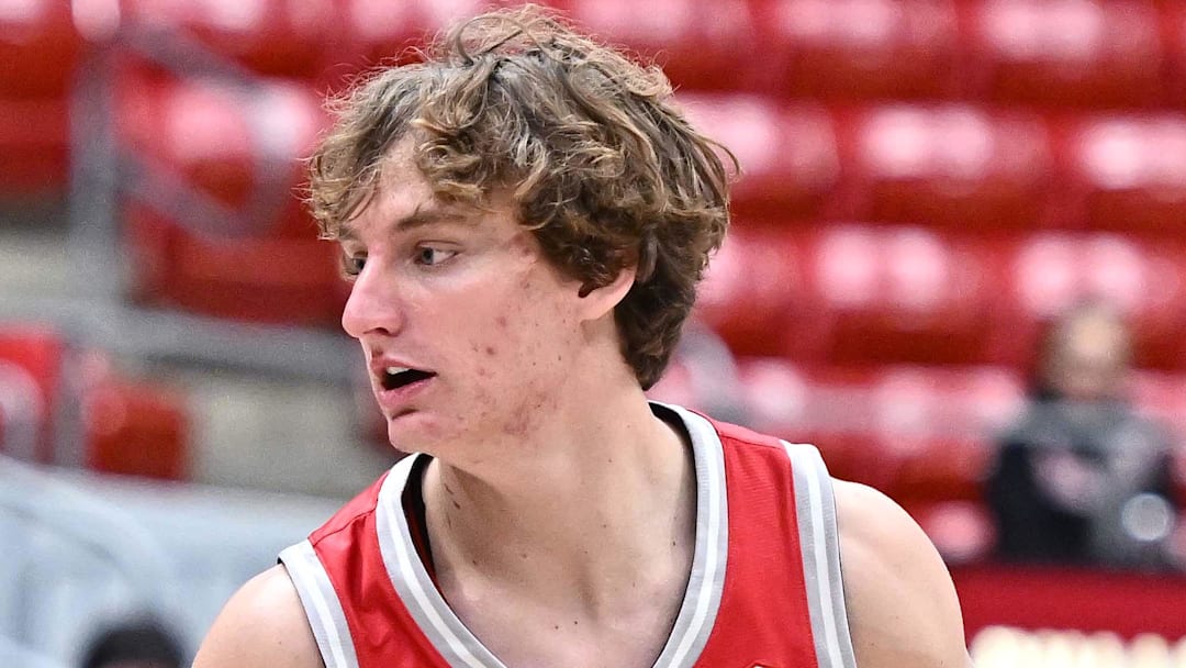 Oct 25, 2025; Pullman, WA, USA; New Mexico Lobos guard Jake Hall (23) controls the ball against the Washington State Cougars in the first half at Friel Court at Beasley Coliseum. Mandatory Credit: James Snook-Imagn Images