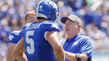 Kentucky Wildcats football coach Mark Stoops embarrassingly miscalculated on Zach Calzada's transfer addition