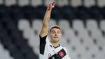 Centroavante de 34 anos chegou ao Vasco na última janela de transferências