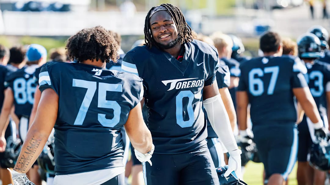 San Diego defensive lineman Malachi Cooper (0)
