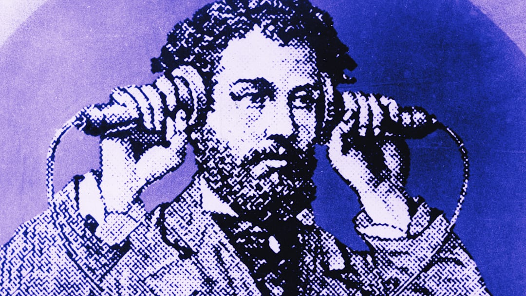 Illustration of Alexander Graham Bell with the telephone