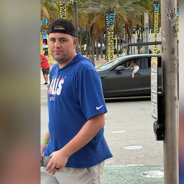 Ryan, Josh's (pictured) friend, whipped out his phone at the exact right time.