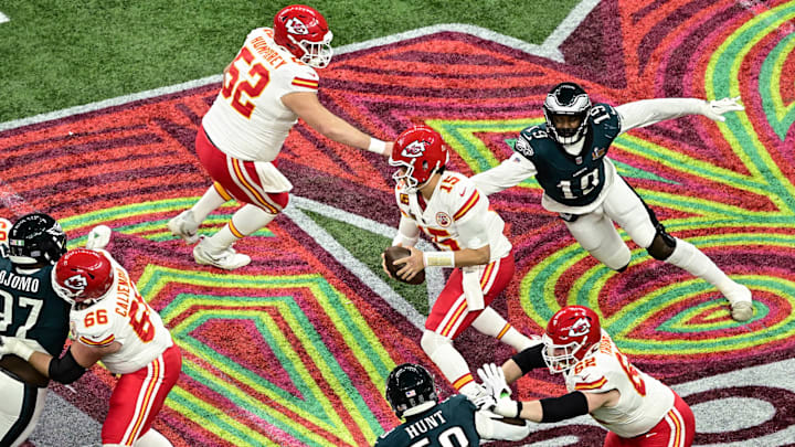 The Eagles dominated the Chiefs, winning Super Bowl LIX 40–22.