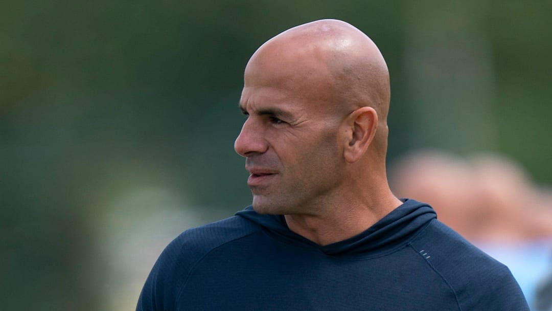 Tennessee Titans coach Robert Saleh takes in drills during the Titans Rookie Camp Day 1 at Vanderbilt Health Football Center in Nashville, Tenn., Friday, May 1, 2026. Tennessee Titans coach Robert Saleh takes in drills during the Titans Rookie Camp Day 1 at Vanderbilt Health Football Center in Nashville, Tenn., Friday, May 1, 2026.