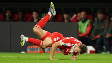 Josip Stanisic fehlt den Bayern einige Wochen