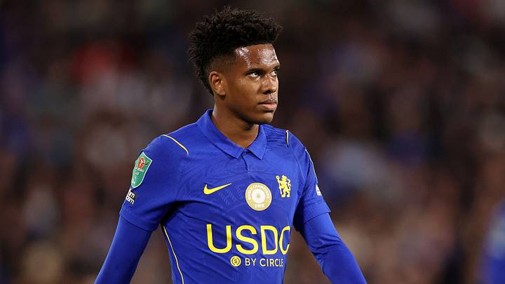 Estêvão is facing a tough spell on the sidelines. Estêvão is facing a tough spell on the sidelines.
