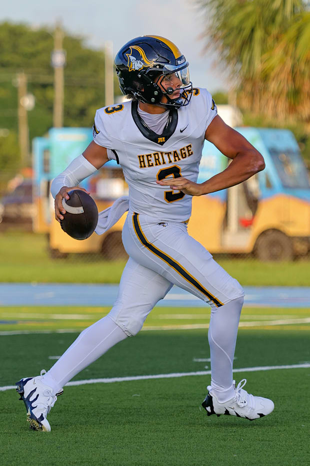 American Heritage quarterback and Texas commit Dia Bell (3).