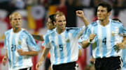 (L-R) Argentine forward Luciano Figueroa