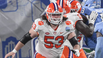 Clemson offensive lineman Ryan Linthicum (53) during the fourth quarter of the ACC Championship football game with North Carolina at Bank of America Stadium in Charlotte, North Carolina Saturday, Dec 3, 2022.

Clemson Tigers Football Vs North Carolina Tar Heels Acc Championship Charlotte Nc