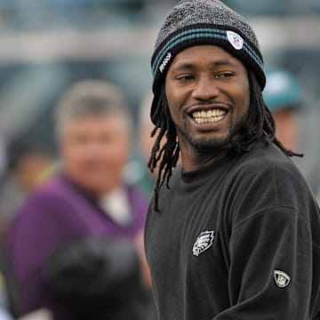 November 27, 2011; Philadelphia, PA USA; Philadelphia Eagles cornerback Asante Samuel before the game against the New England Patriots at Lincoln Financial Field. Mandatory Credit: Eric Hartline-Imagn Images