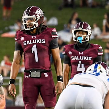 Southern Illinois quarterback DJ Williams (1)