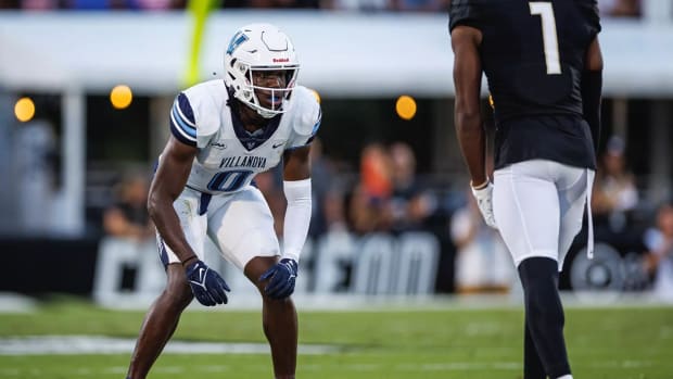 Villanova cornerback Isas Waxter