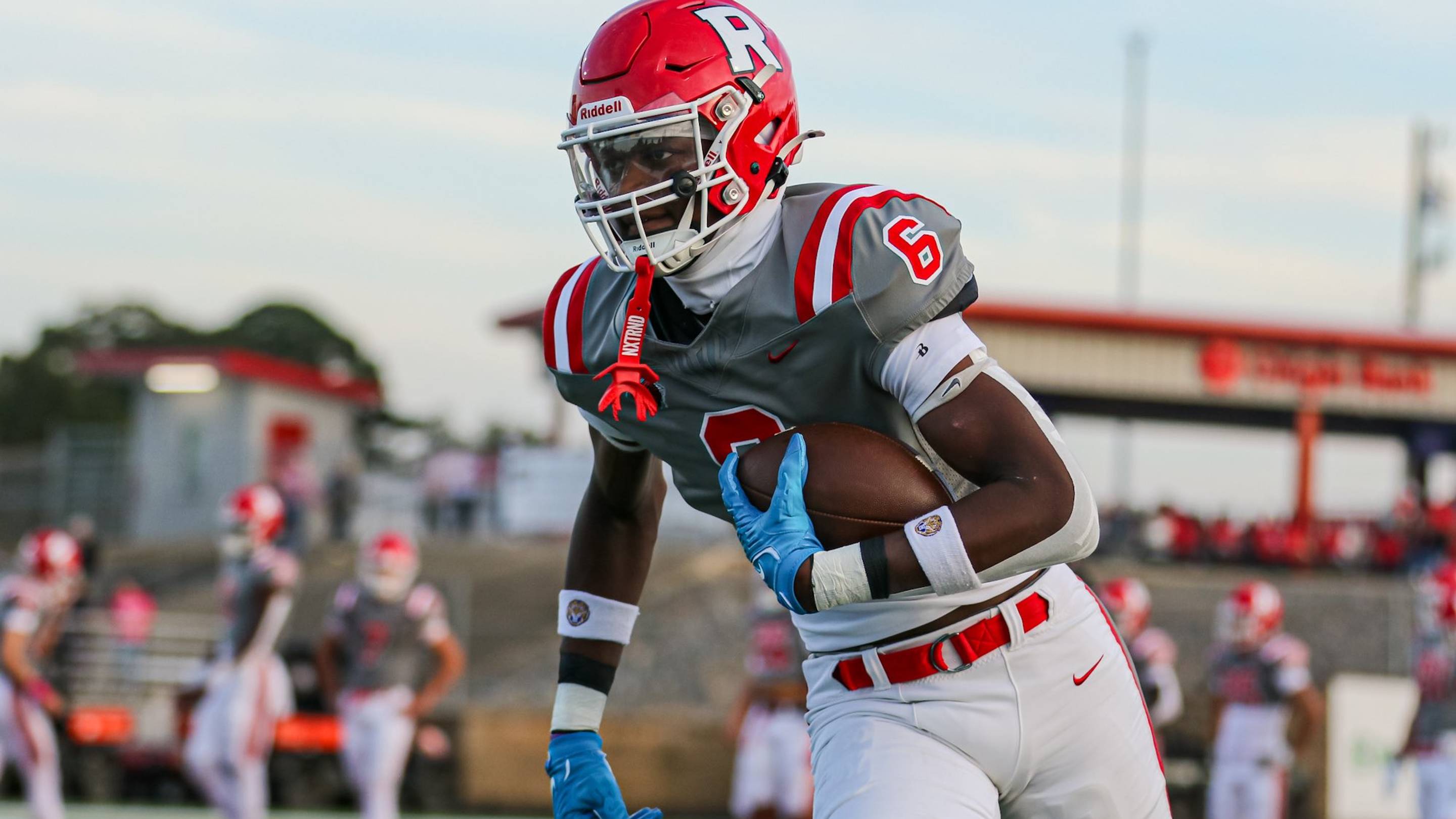 Five-Star TE Ahmad Hudson, LSU Commit, Making a Surprise Visit to Nebraska for Maryland Game