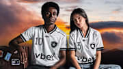 Botafogo apresenta nova camisa para a temporada 
