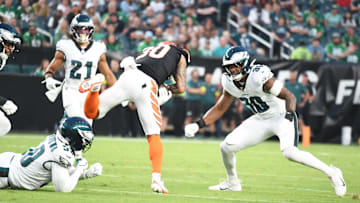 Eagles linebacker Jihaad Campbell gets ready to make a tackle in the team's preseason opener against the Bengals.