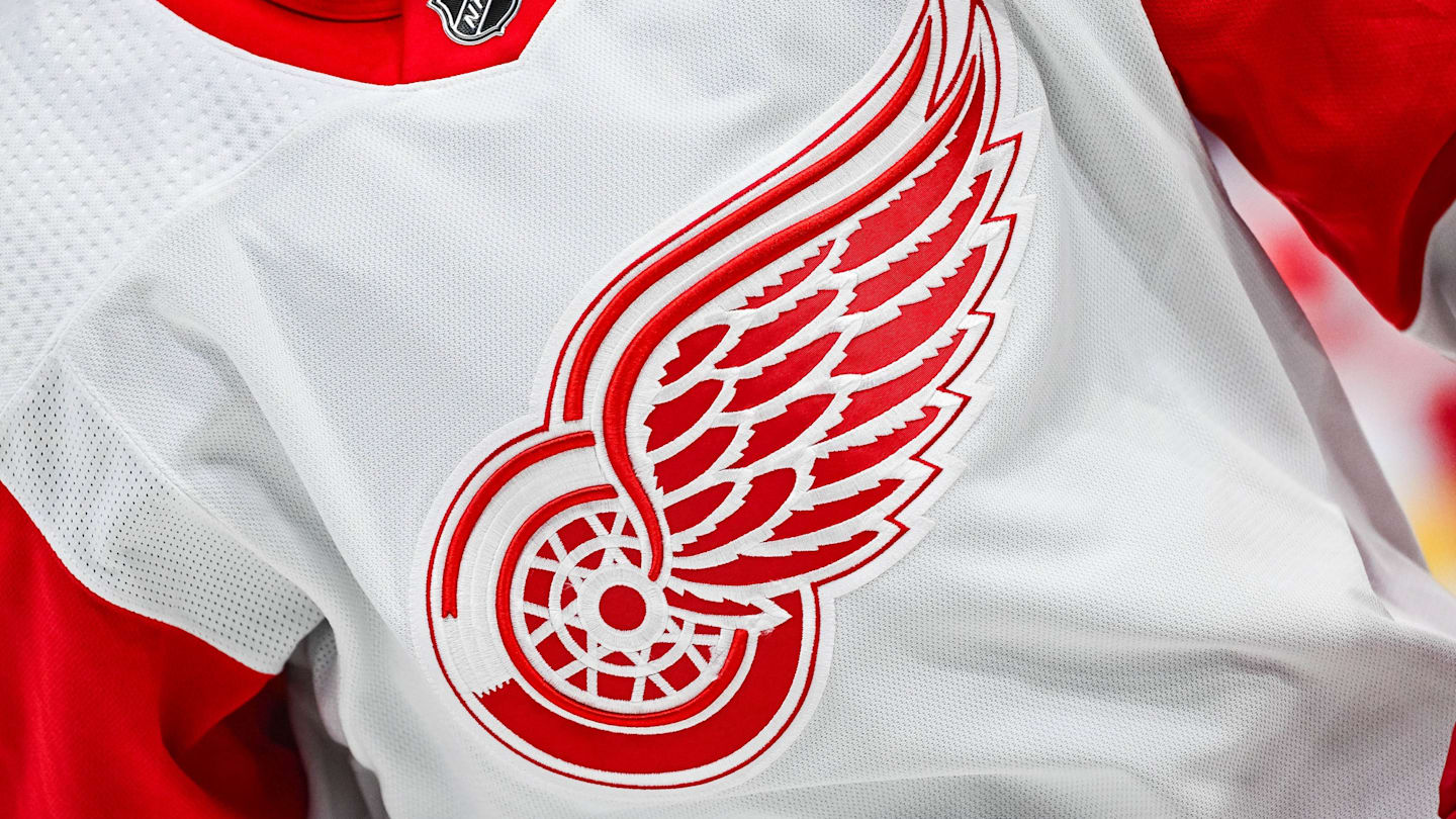 Detroit Red Wings Unveil Centennial Uniform for 2025-26 Season