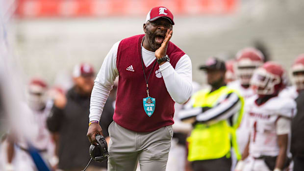 Louisville coach Tyrone Shorter and his Wildcats are the number one team in the state of Mississippi.