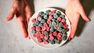 This strawberry pâte de fruit will be a hit with people of all ages.