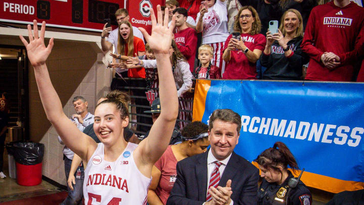 Indiana's Mackenzie Holmes (54) walks off the floor and waves to the crowd an NCAA Tournament victory over Oklahoma at Simon Skjodt Assembly Hall on Monday, March 25, 2024.