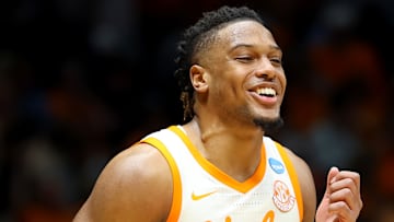 Kentucky v Tennessee