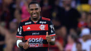 Lorran possui contrato com o Flamengo até 2025