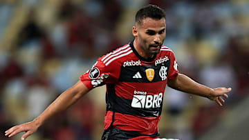 Thiago Maia se lesionou e desfalcará o time contra o Goiás