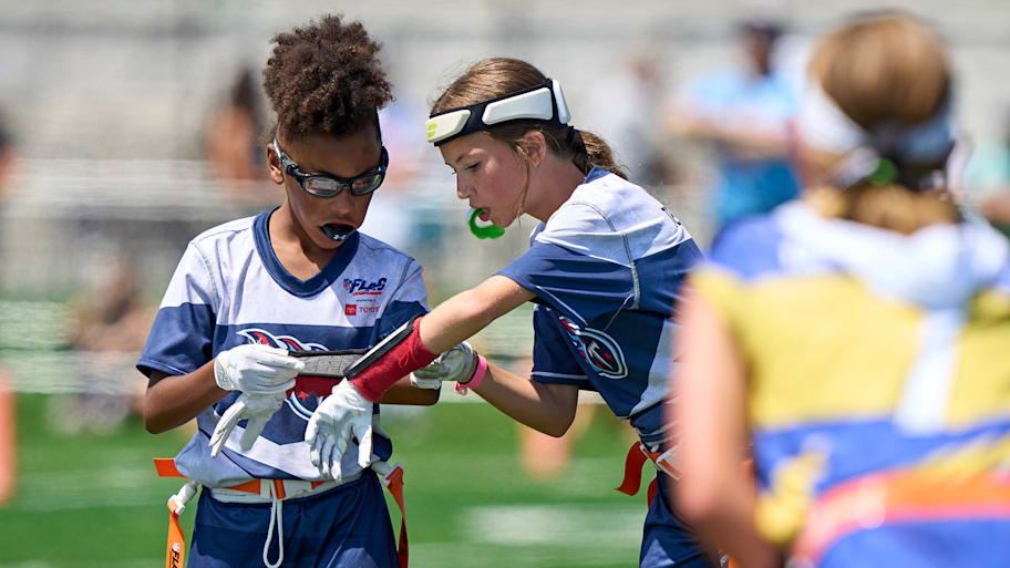 girls-flag-football