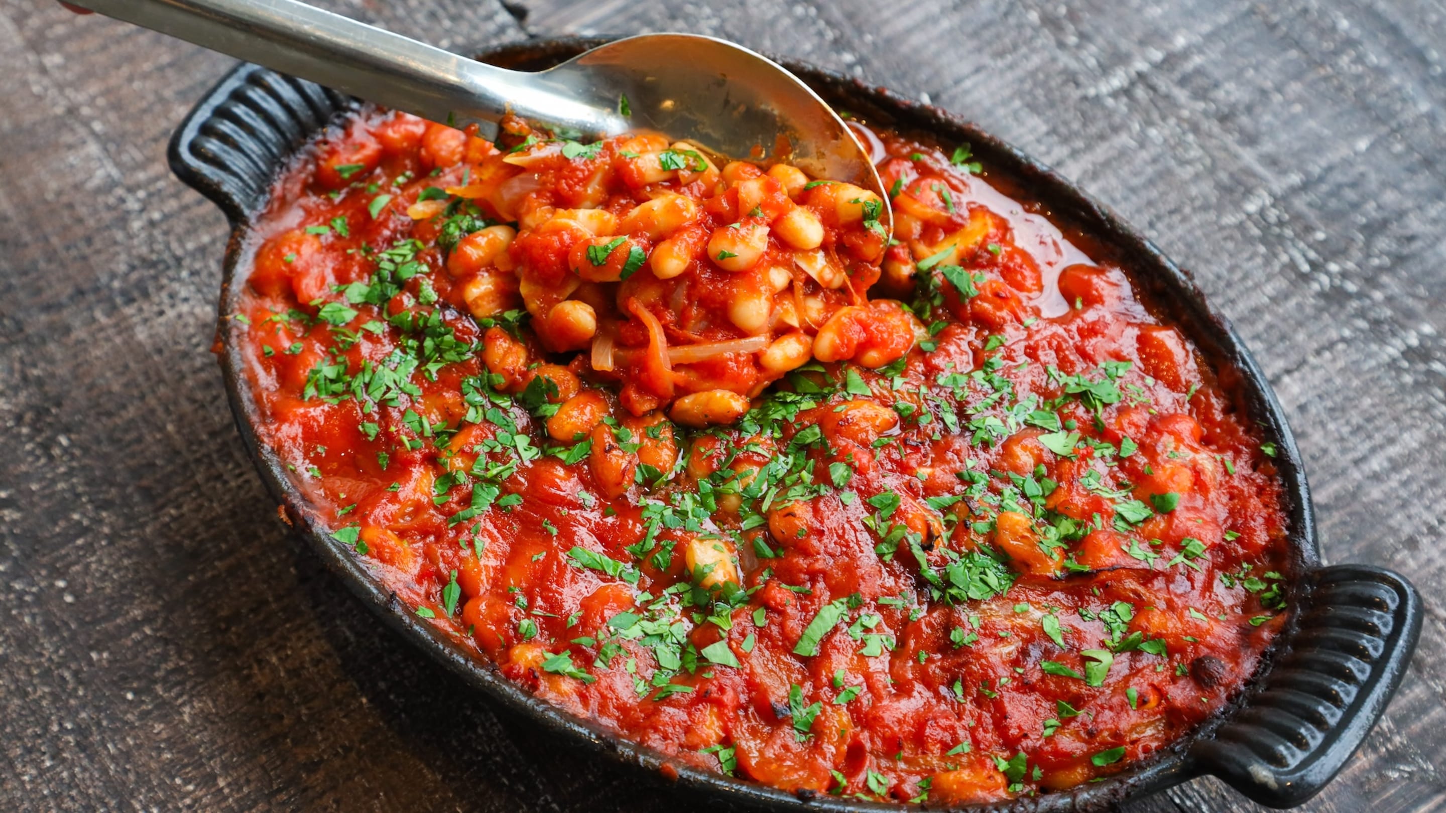Add These Tomato-Braised White Beans to Your Weeknight Rotation
