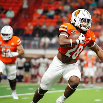 Idaho State running back Dason Brooks (28)