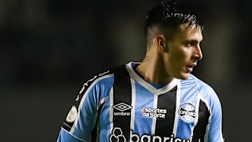 Pavón deve iniciar entre os titulares na Copa do Brasil