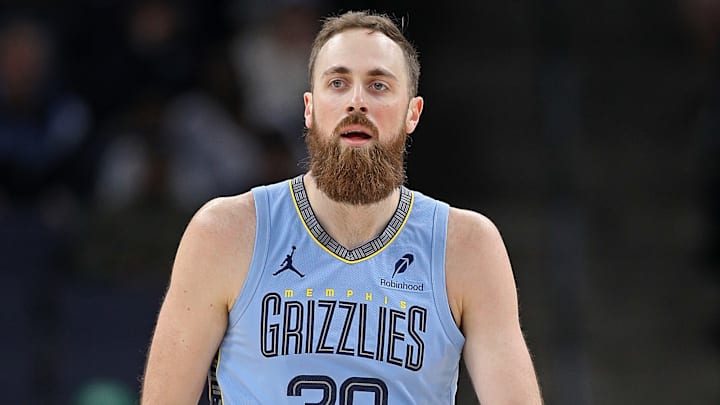 Former Memphis Grizzlies center Jay Huff (30) during a game.