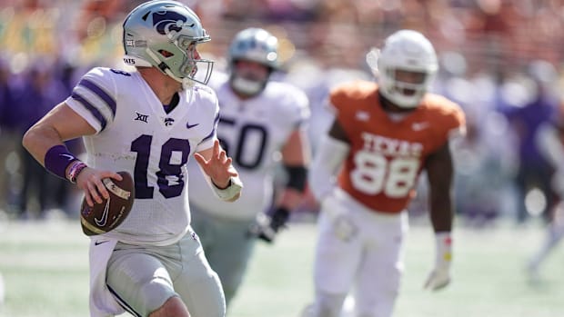 Kansas State Wildcats quarterback Will Howard (18) looks to pass the ball against Texas Longhorns in the 4th quarter