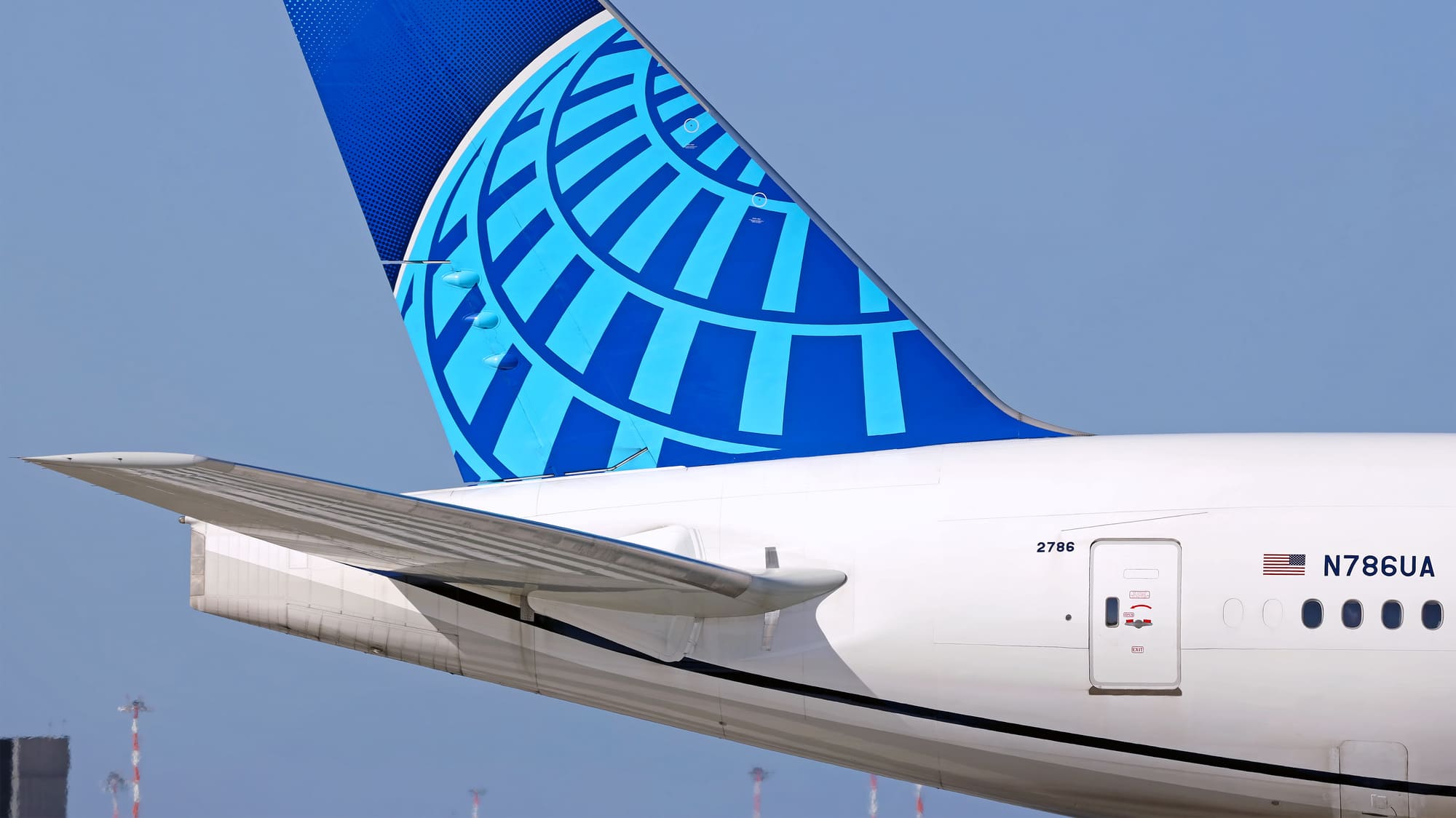 航空機に描かれた国旗