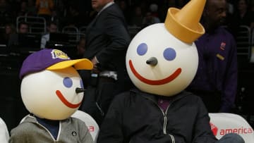 Celebrities At The Lakers Game