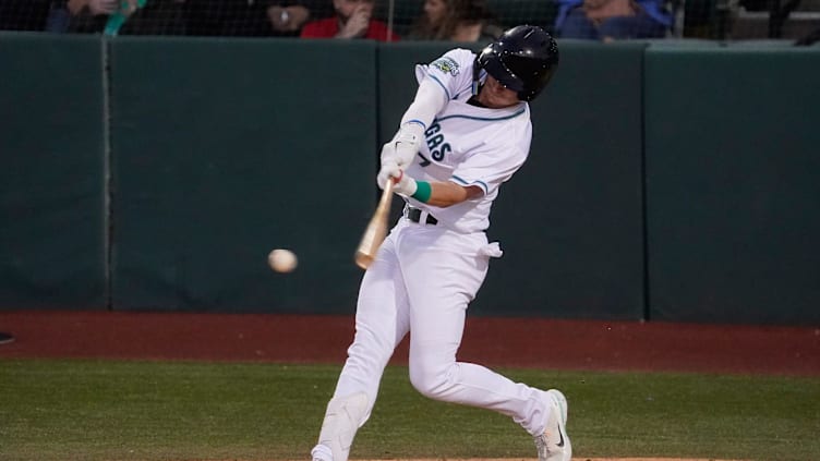 Cincinnati Reds prospect Austin Hendrick at bat.