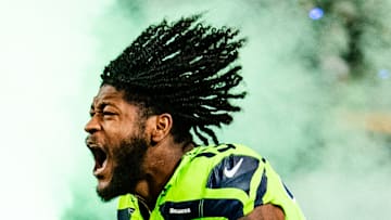 Ernest Jones of the Seattle Seahawks
