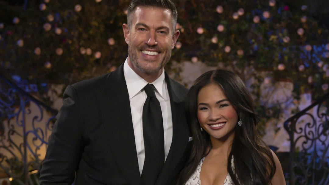 THE BACHELORETTE - "2101" Jenn Tran's jet-setting journey to find love begins as 25 men arrive ready to make a lasting impression. Setting the stage for a history-making season, night one will unfold at a new mansion before Jenn and her men head to exotic locales. MONDAY, JULY 8 (8:00-10:01 p.m. EDT) on ABC. (Disney/John Fleenor) 
JESSE PALMER, JENN TRAN