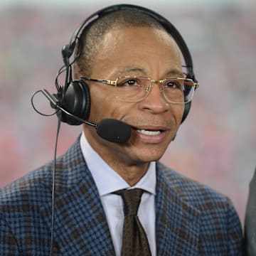 Gus Johnson's call of Indiana's game-winning touchdown against Penn St. was a mess.