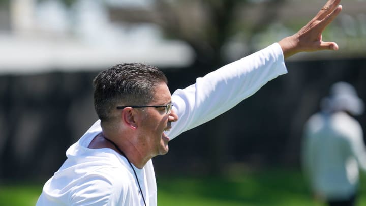 Texas Longhorns special teams coach Jeff Banks coaches his group during their first pre-season practice at the Denius Fields on Wednesday, Aug. 2, 2023.