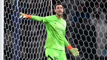 Sergio Rico está em estado grave, diz imprensa internacional.