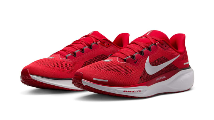 Georgia bulldogs nike tennis shoes deals