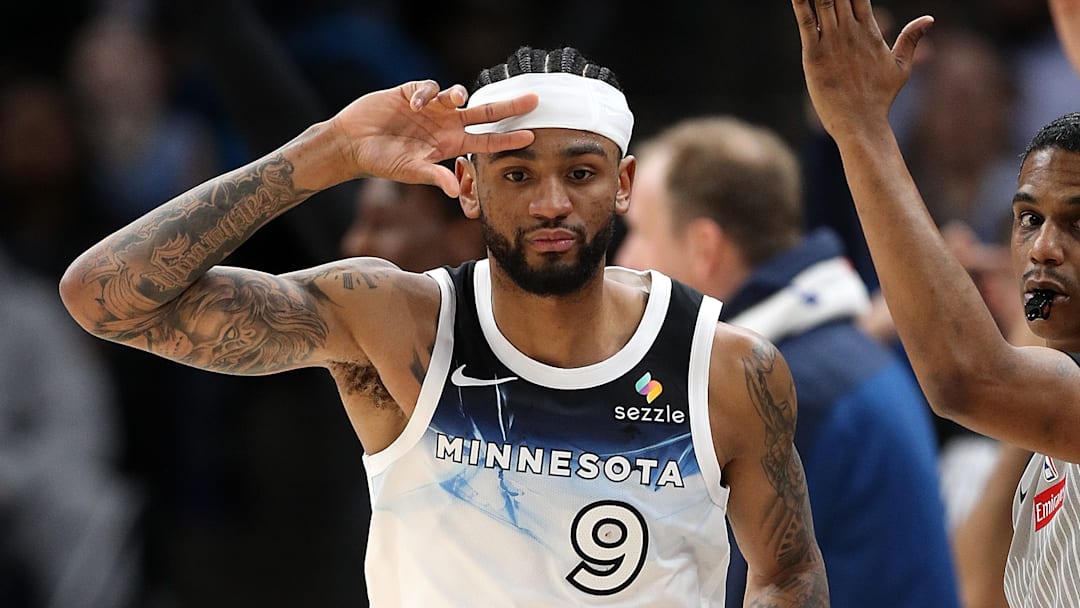 Minnesota Timberwolves v Memphis Grizzlies